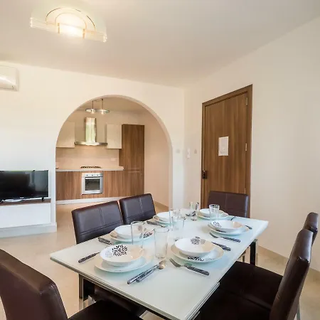 Landmark Apartman Birżebbuġa